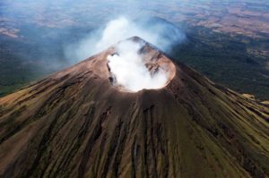 Volcan-Momotombo