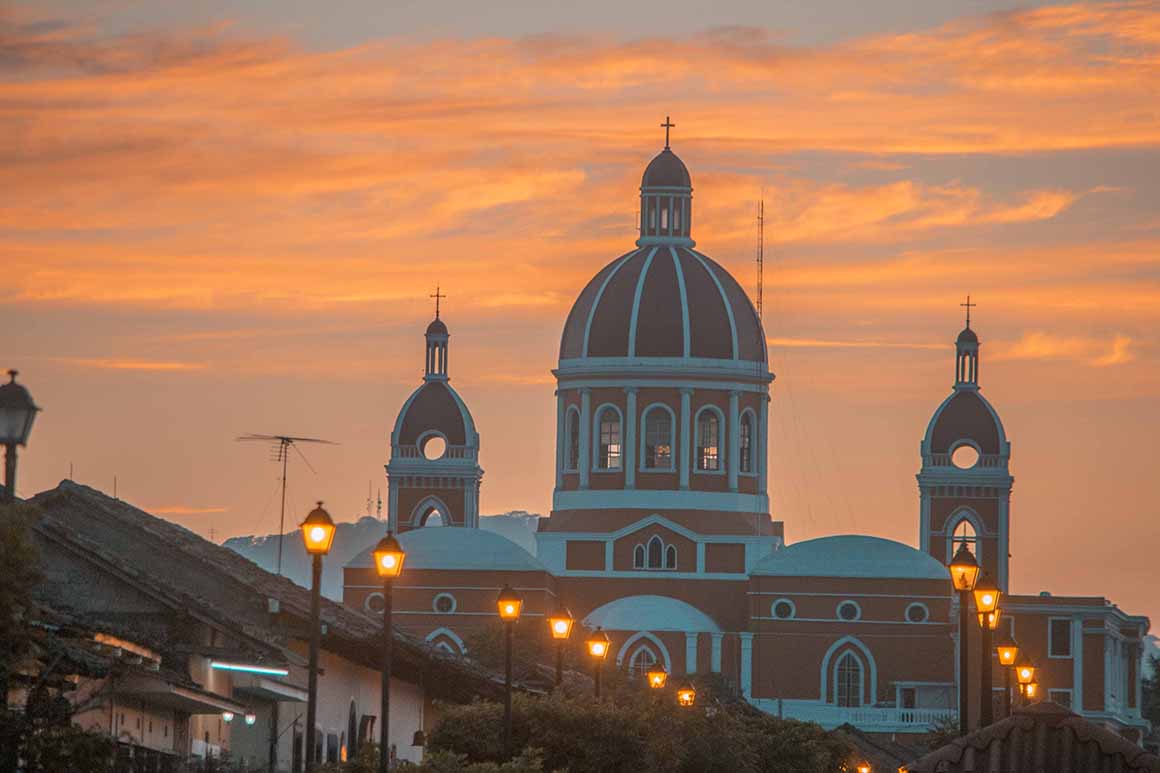 Granada, Colonial y Encantadora! – Visita Nicaragua