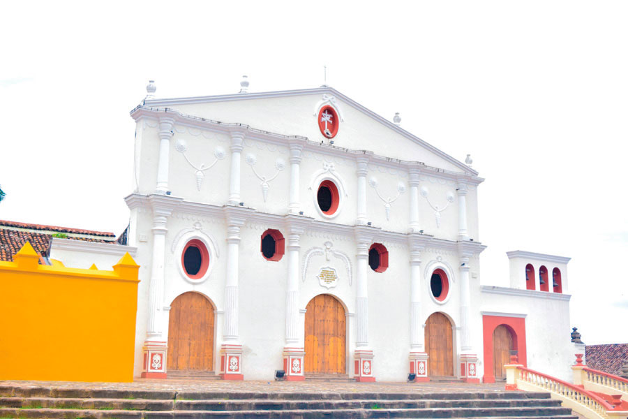 Iglesia-San-Francisco-Granada-Nicaragua