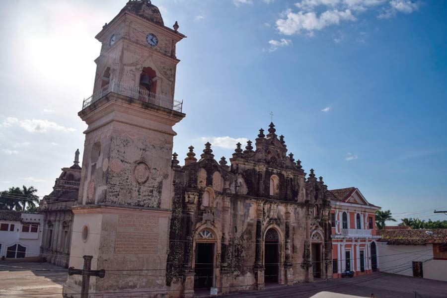 Iglesia-la-Merced-Granada-Nicaragua