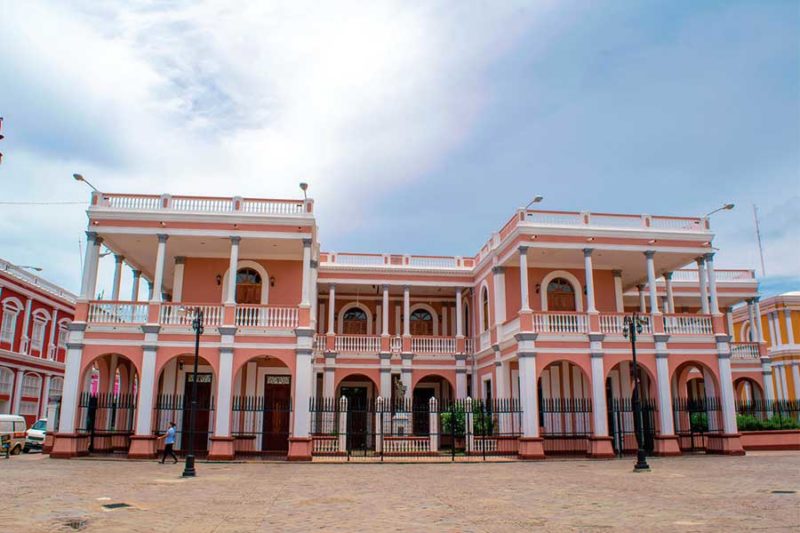 Palacio-Episcopal-Granada-Nicaragua