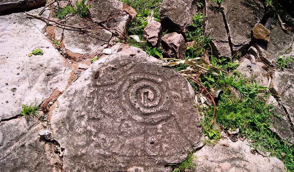 Petroglifos-Aguas-Claras