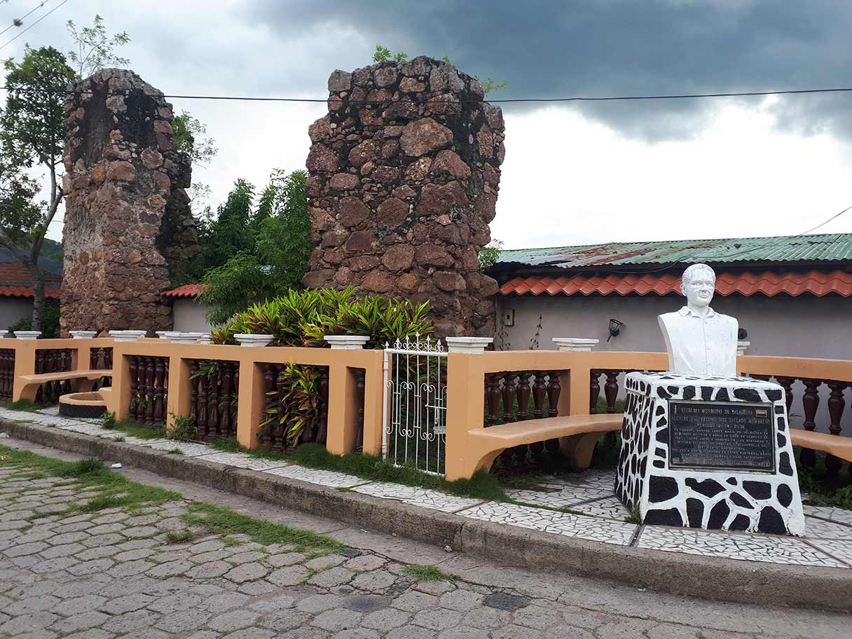 Monumento-Coronel-Santos-Lopez