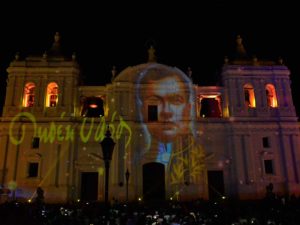 Ruben-dario-nicaragua-Leon-2-catedral