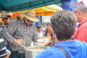 Sopa de huevo de toro