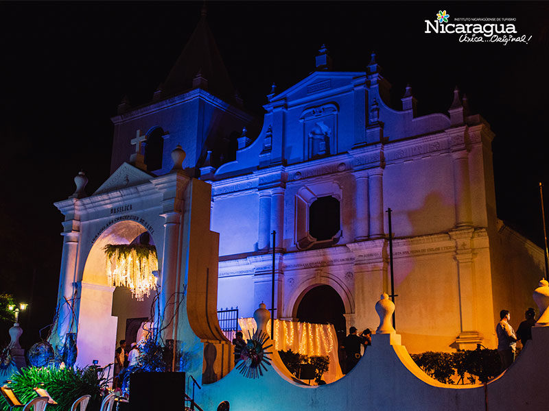 iglesia virgen del trono