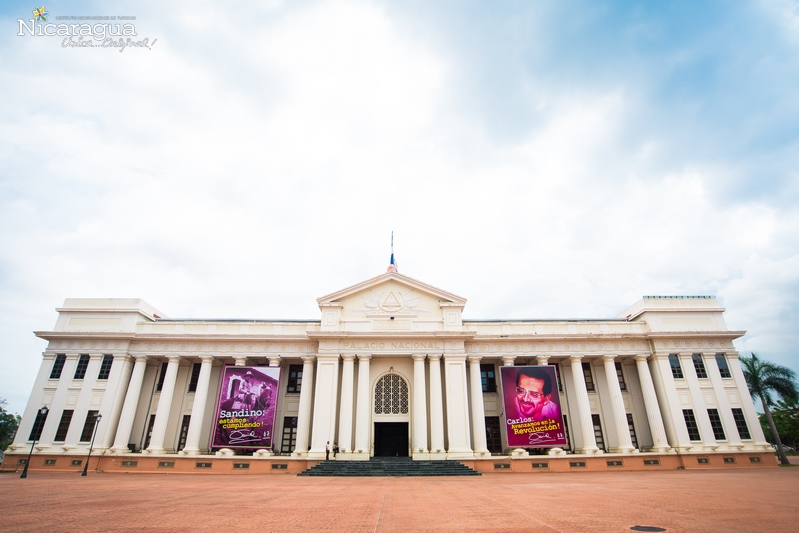 Managua - Catedral de Managua, Palacio Nacional y Casa de los Pueblos