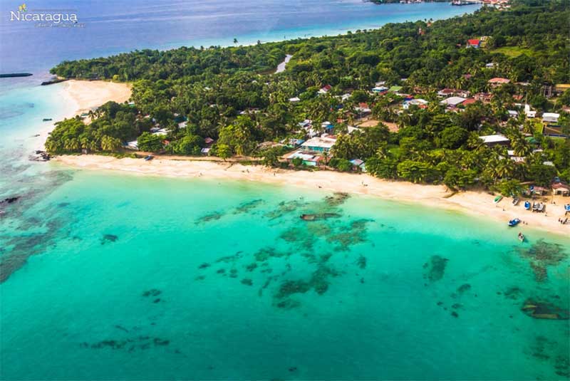 Big-Corn-Island---Vistas-Aéreas-varias