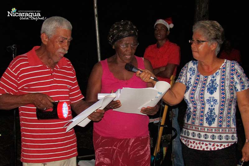 Christmas-Carolyn---Corn-Island