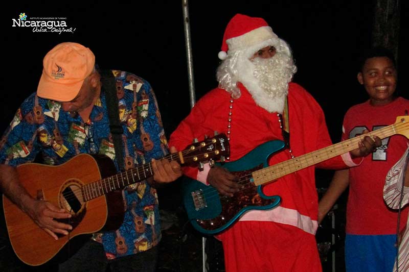 Christmas-Carolyn-III—Corn-Island Christmas-Carolyn-III---Corn-Island