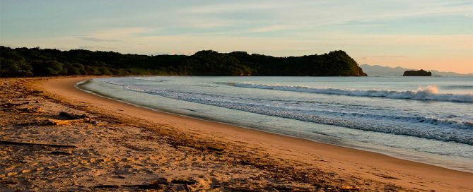 P-Sol-y-playa-de-Nicaragua