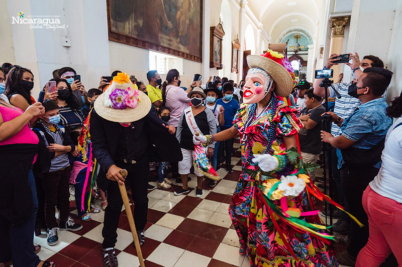 Baile-del-Viejo-y-la-Vieja El Viejo y la Vieja