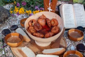 Dulce-de-mango-con-buñuelo-de-yuca,-RACCN